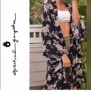 Spiritual Gangster Women's Maya Black Floral Kimono Cardigan Pockets Size OS